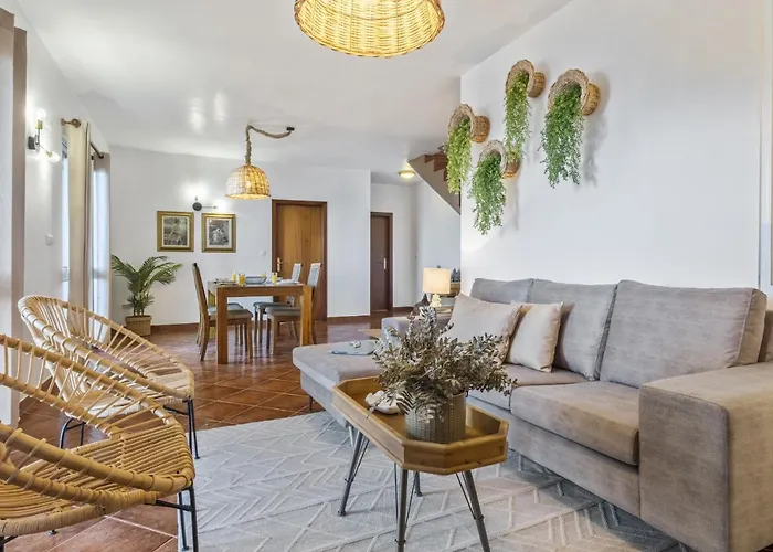 Valley By Homie פורטו מוניז