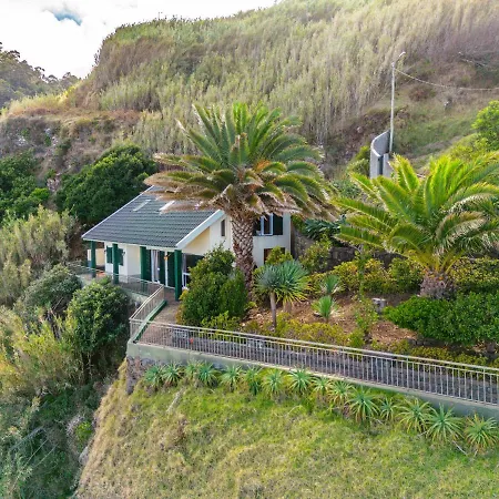 Valley By Homie * Porto Moniz