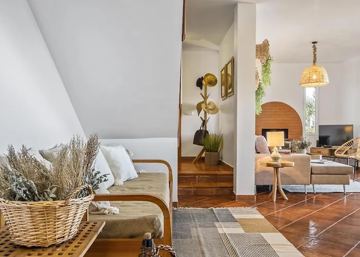 Valley By Homie * Porto Moniz